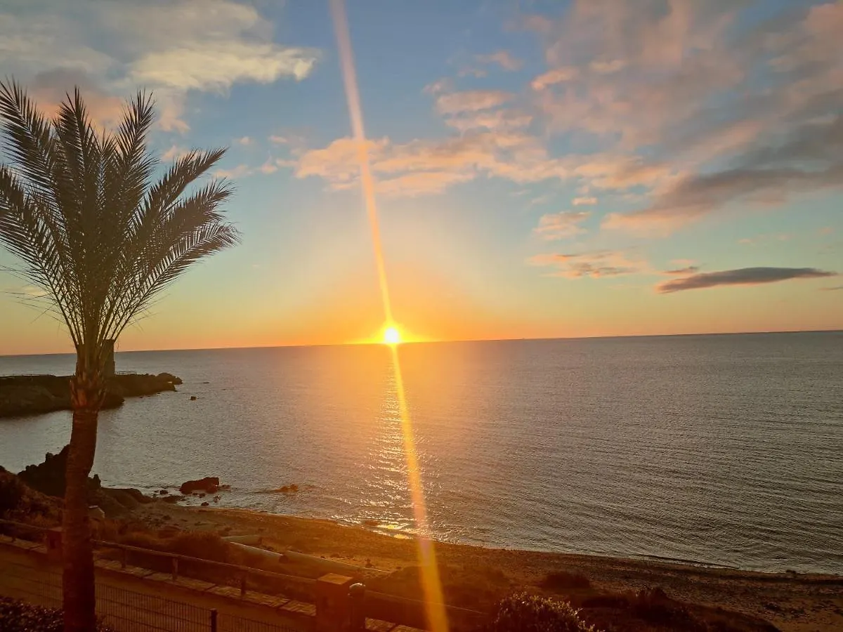 Frontline Beach Apartment, La Perla De La Bahia, Bahia De Casares - Estepona Španělsko
