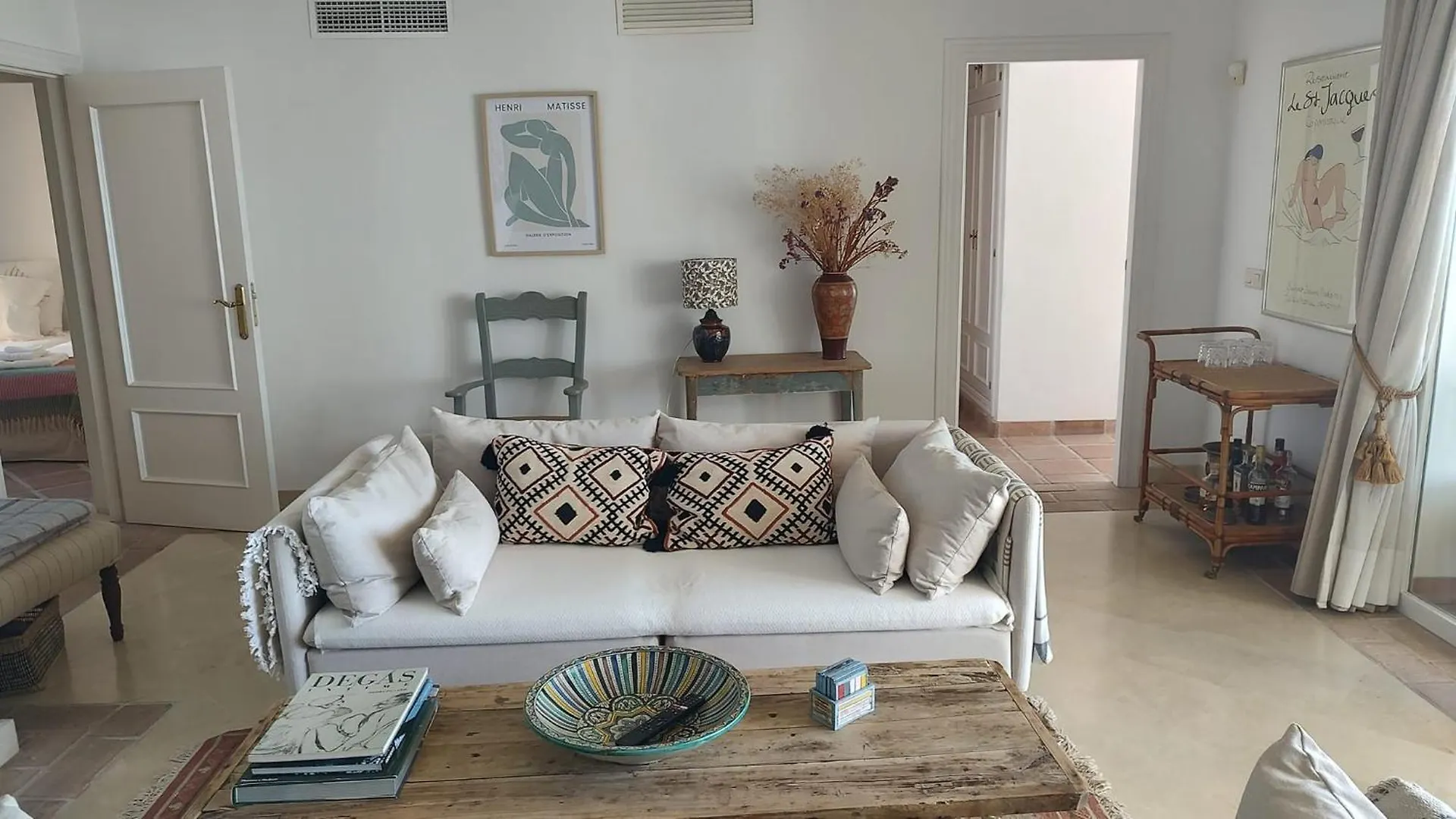 Frontline Beach Apartment, La Perla De La Bahia, Bahia De Casares - Estepona Apartment